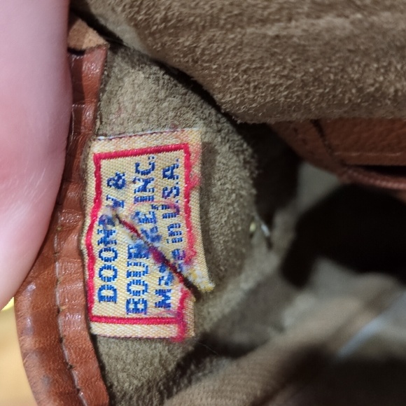 Dooney & Bourke Vintage Tan All Weather Leather Crossbody Purse Bag CALLOUTS - Picture 11 of 14